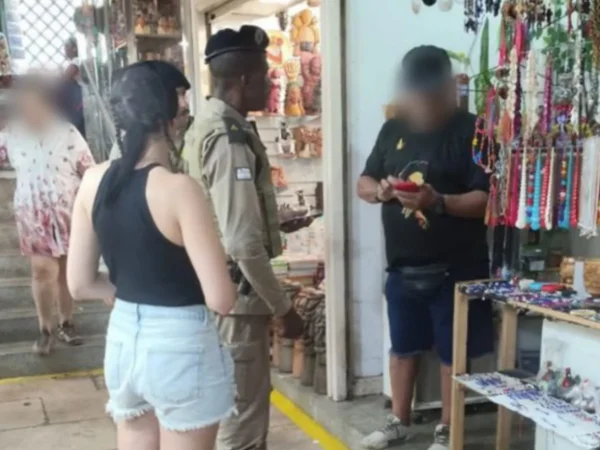 Turistas francesas denunciam cobrança de R$ 200 em 2 pimentas na Bahia
