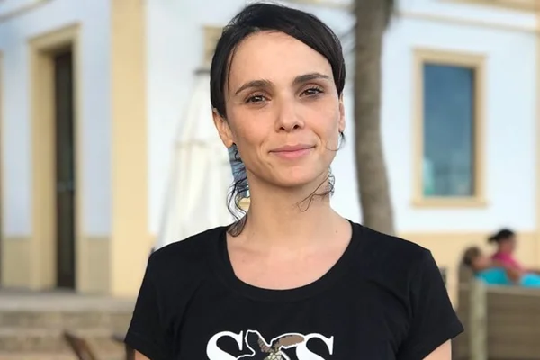 Débora Falabella vai para a Bolívia após separação com Murilo Benício