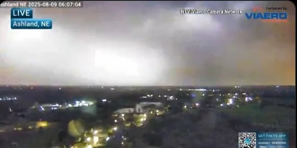 imagem colorida tempestade nebraska eua