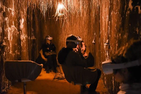 Na imagem com, Highstil lança experiência imersiva