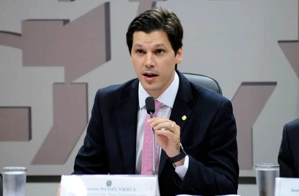 Sob risco de receber nova denúncia contra Temer, CCJ elege presidente