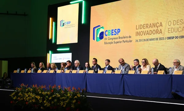 Congresso de educação superior privada elabora propostas ao MEC