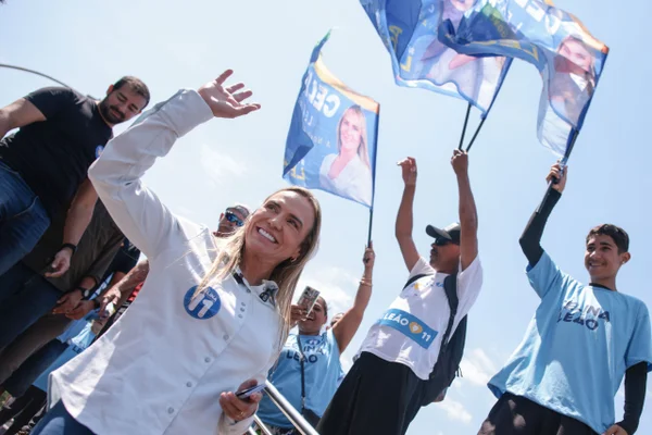 DF: com 71,46% das seções apuradas, Celina tem 49,55% e Grass, 34,72% - destaque galeria DF: com 71,46% das seções apuradas, Celina tem 49,55% e Grass, 34,72% - destaque galeria