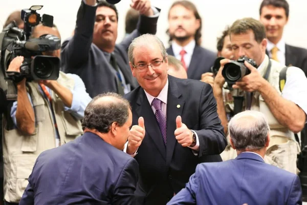 Câmara quer pedido de impeachment no Senado em 30 dias