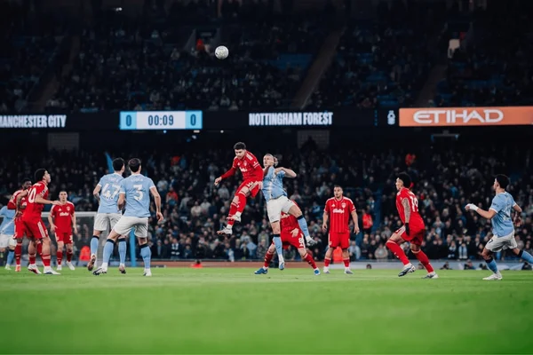 O Manchester City recebeu o Nottingham Forest pela 29ª rodada da Premier League