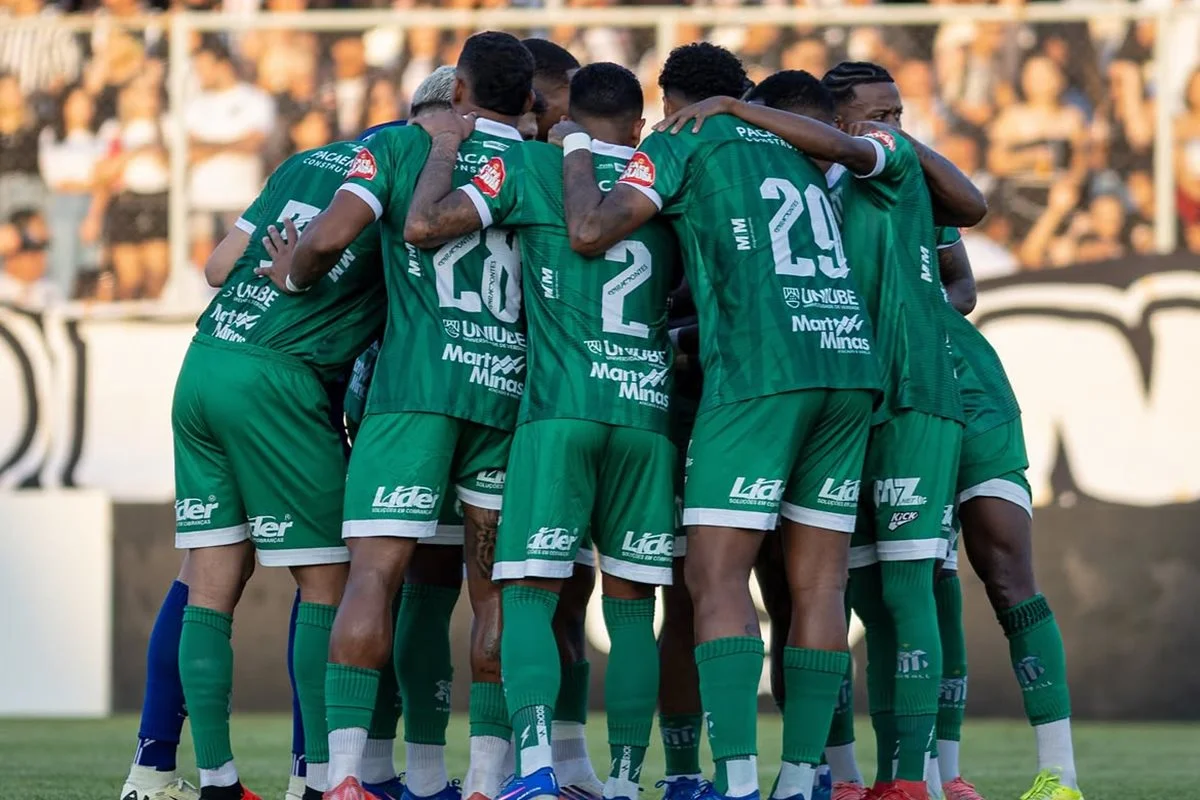 Série D ZeroUm: Uberlândia-MG mantém feito nas idas e se aproxima do título Série D ZeroUm: Uberlândia-MG mantém feito nas idas e se aproxima do título