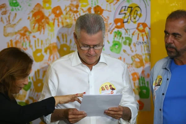 Rollemberg reconhece que há 23,5 mil crianças de até 3 anos sem creche