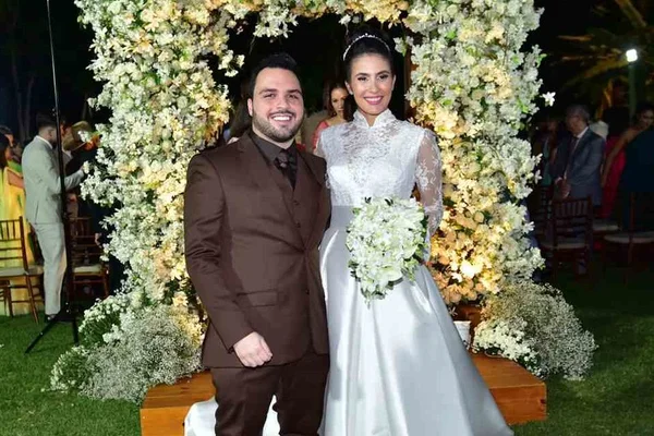 Filho de Luciano Camargo reúne famosos em casamento em Goiânia