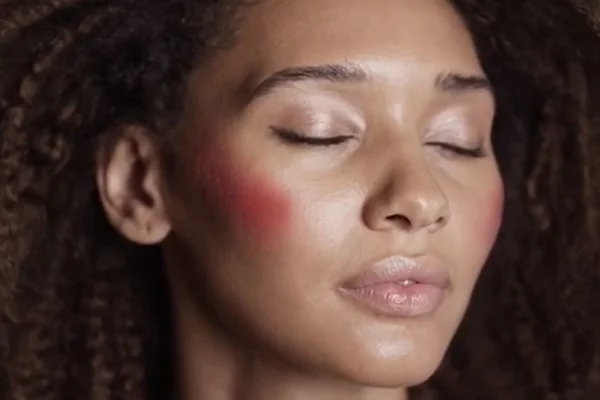 The Unseen: marca lança cosméticos que mudam de acordo com temperatura