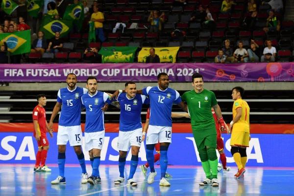 Brasil estreia com goleada por 9 x 1 sobre o Vietnã no Mundial de Futsal