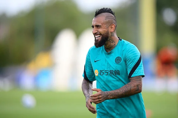 Arturo Vidal comemora classificação do Flamengo na Libertadores
