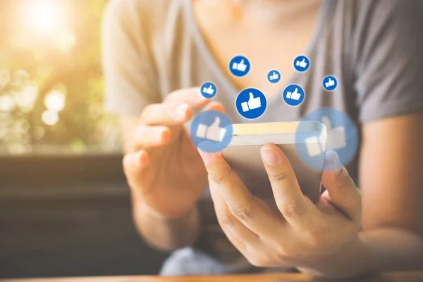 Governo prepara código de conduta de redes sociais para servidores