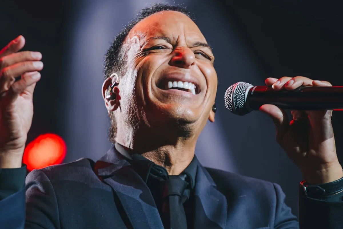 Jon Secada Jon Secada
