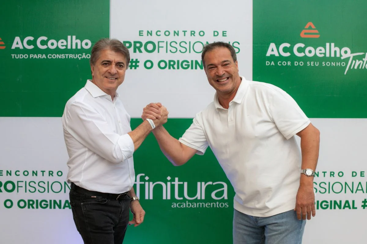 Antônio Coelho e Carlos Coelho, sócios-fundadores do Grupo AC Coelho, durante o 4º Encontro de Profissionais #OOriginal# Antônio Coelho e Carlos Coelho, sócios-fundadores do Grupo AC Coelho, durante o 4º Encontro de Profissionais #OOriginal#