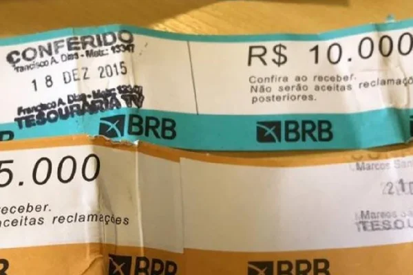 Dinheiro vivo e e-mails: as evidências do esquema criminoso no BRB
