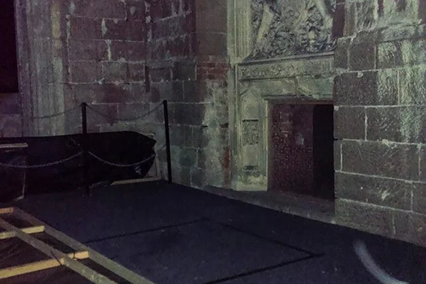 Mulher diz ter tirado foto de suposto espírito em parque temático