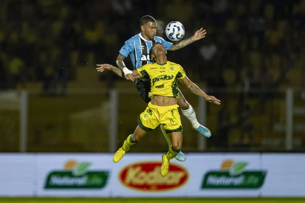 Técnico do Grêmio é demitido após 4 x 1 para o Mirassol. Veja os gols