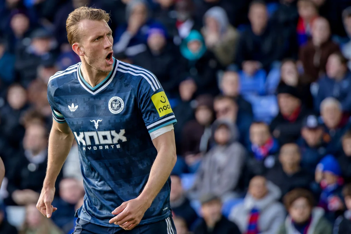 Dan Burn do Newcastle Dan Burn do Newcastle