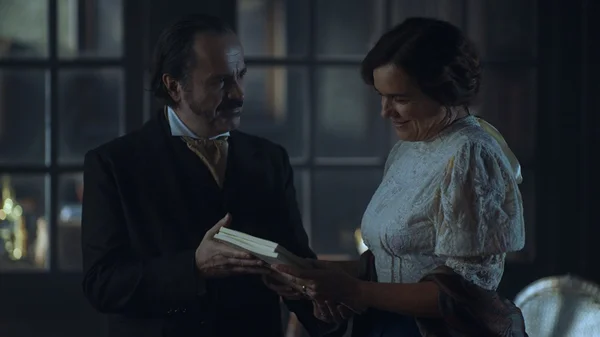 Kardec: veja entrevista com diretor Wagner de Assis e elenco do filme