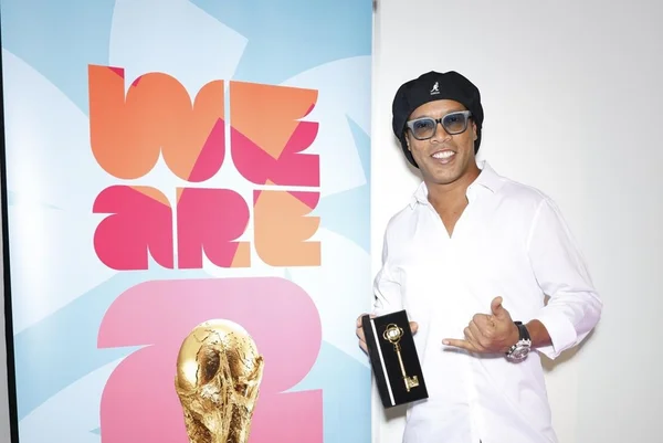 Foto colorida de Ronaldinho Gaúcho - Metrópoles