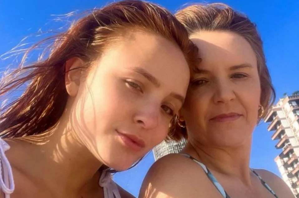 Larissa Manoela e a mãe Silvana Taques Santos (Reprodução/Montagem Metrópoles) Larissa Manoela e a mãe Silvana Taques Santos (Reprodução/Montagem Metrópoles)