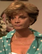 Glória Menezes como Tereza em Corpo a Corpo (1984) Glória Menezes como Tereza em Corpo a Corpo (1984)