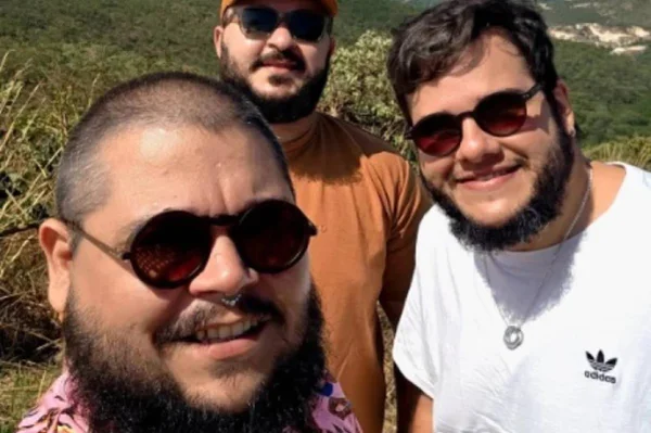 imagem colorida trisal goias