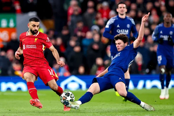 Foto colorida de Liverpool x PSG - Metrópoles