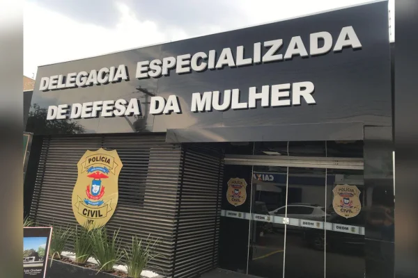 Reincidente, médico bate e estupra ex-namoradas