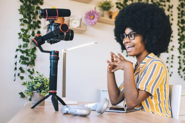Profissionais de marketing querem mais parcerias com influencers