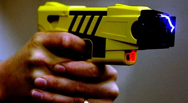 GDF será obrigado a definir uso para tasers comprados pelo Detran por R$ 534 mil