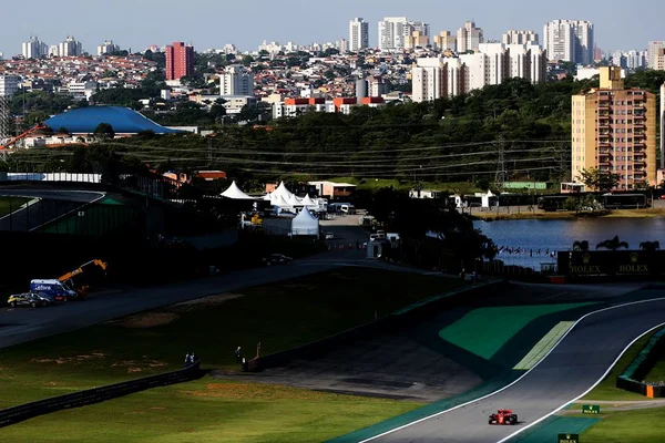 São Paulo trata taxa de R$ 84 mi com F-1 por lugar no calendário