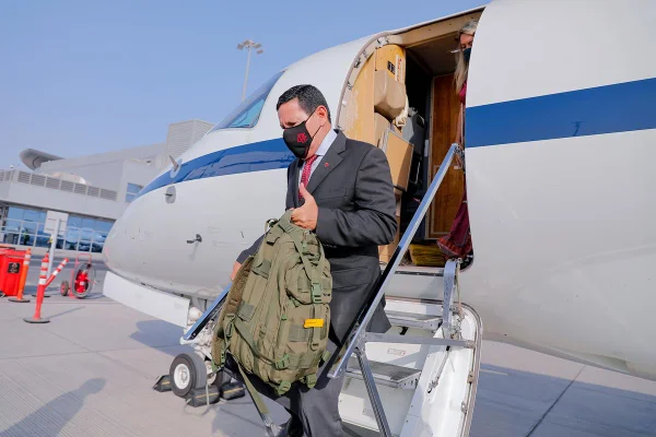 Viagem de Mourão para Atenas, Cairo e Dubai custou R$ 1,15 milhão