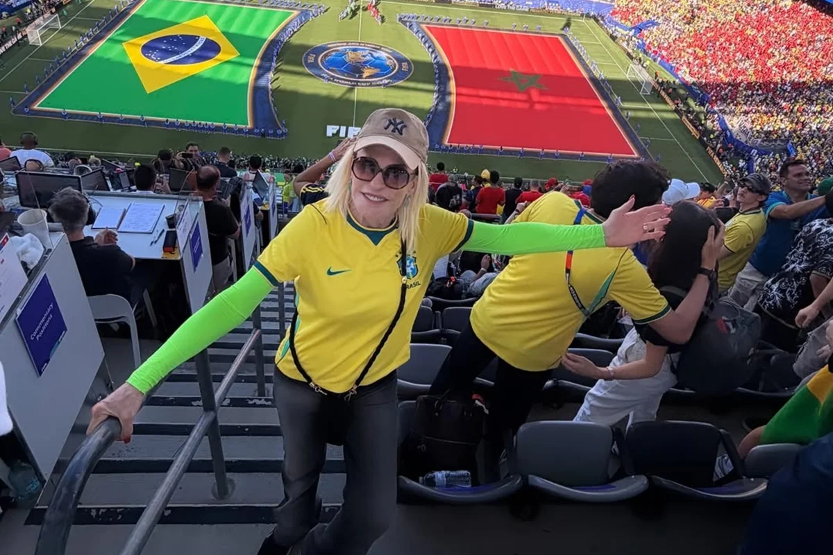 Ana Maria Braga também prestigiou partida da Copa do Mundo Ana Maria Braga também prestigiou partida da Copa do Mundo