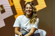 A atriz Paola Oliveira também tem madeixas onduladas A atriz Paola Oliveira também tem madeixas onduladas