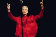 Caetano Veloso reuniu 25 mil pessoas em show do Sesc Caetano Veloso reuniu 25 mil pessoas em show do Sesc
