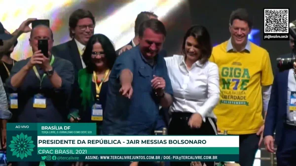 “Estão achando que vão me brochar”, diz Bolsonaro em ataque ao STF