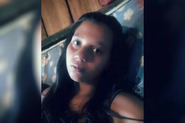 “Estou destruída”, diz mãe após filho ser morto a pauladas na casa do pai