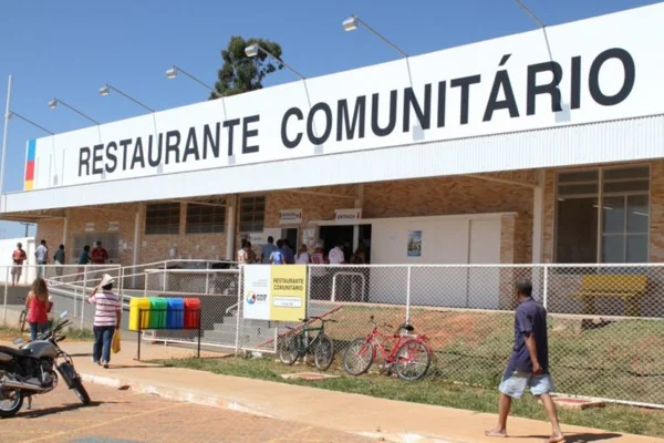 Morador de rua é esfaqueado durante briga em restaurante comunitário