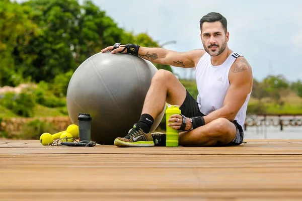 Thales Sabino revela detalhes de seus treinos e rotina fitness