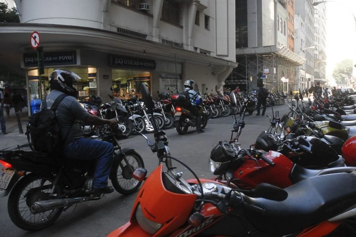 Mortes de motociclistas batem recorde nos primeiros nove meses do ano em SP