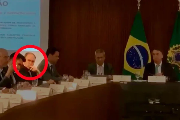 Embaixador Fernando Simas Magalhães