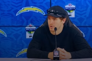 Justin Herbet, quarterback do Los Angeles Chargers