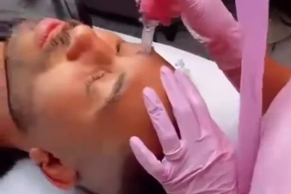 Gil do Vigor faz tratamentos estéticos logo após deixar o BBB21
