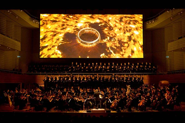 Cine concerto exibe O Senhor dos Anéis ao som de orquestra em BH