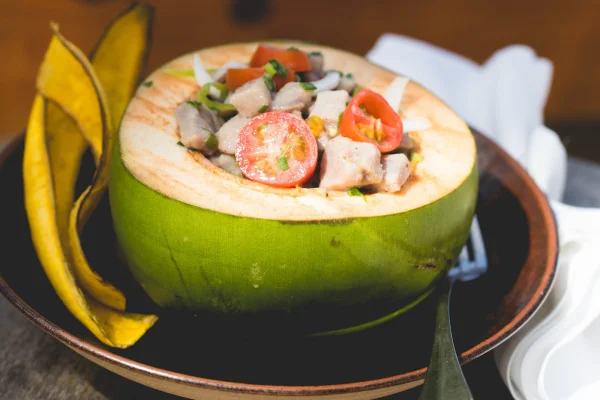ceviche de coco verde