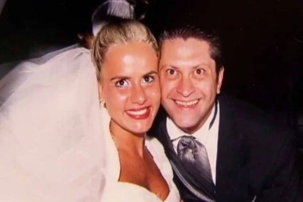 Imagem colorida de Sérgio Nahas e Fernanda Orfali, no casamento dos dois. - Metrópoles