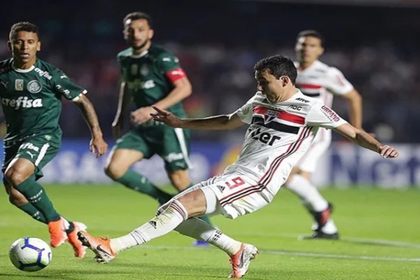 Pablo tem lesão no tornozelo e pode desfalcar o São Paulo por um mês