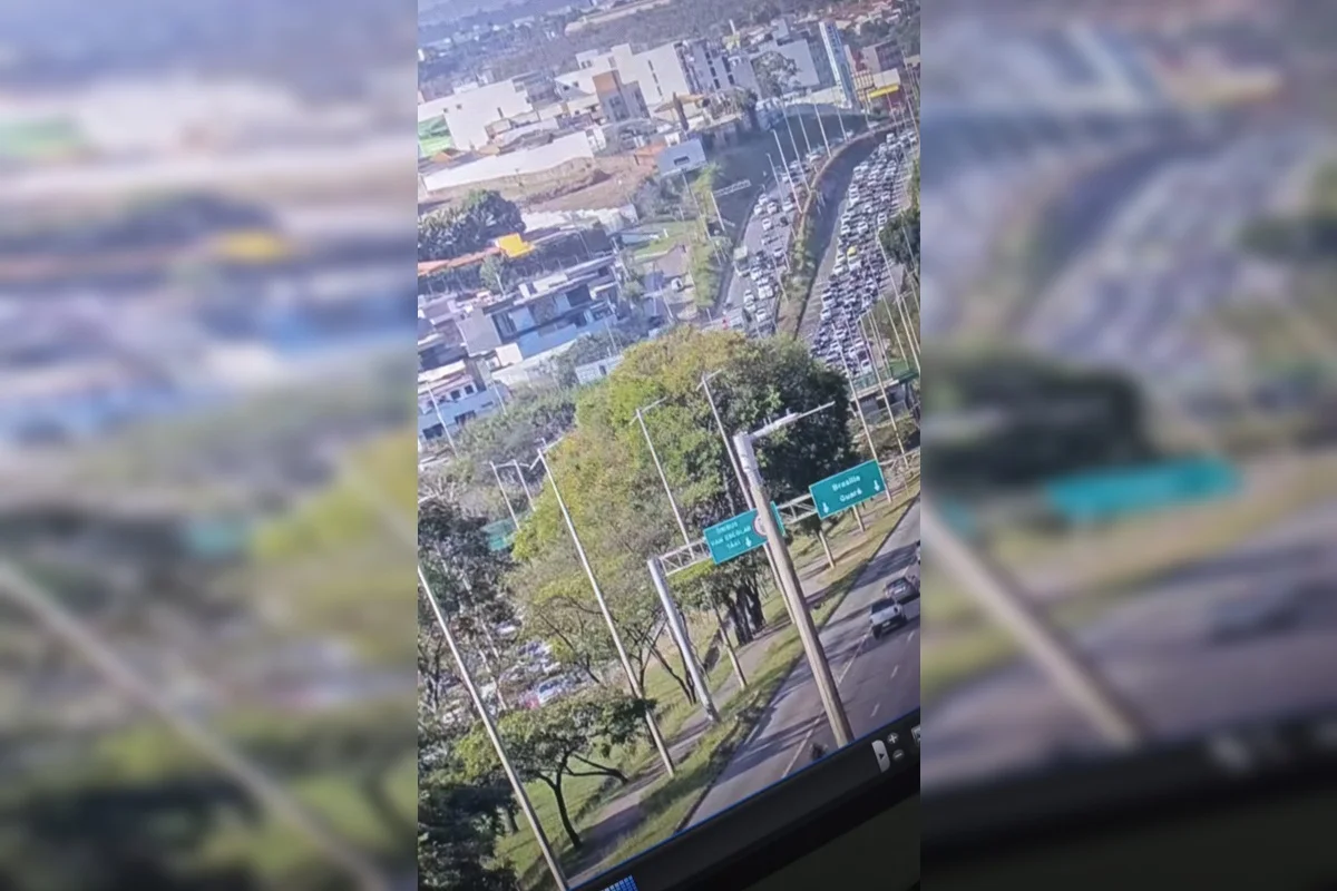 Trânsito intenso na EPTG devido disputa do Brasil contra Escócia, desta quarta (24) Trânsito intenso na EPTG devido disputa do Brasil contra Escócia, desta quarta (24)
