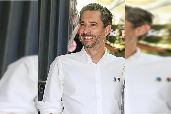 Imagem colorida mostra o advogado Cándido Conde-Pumpido Varela - Metrópoles